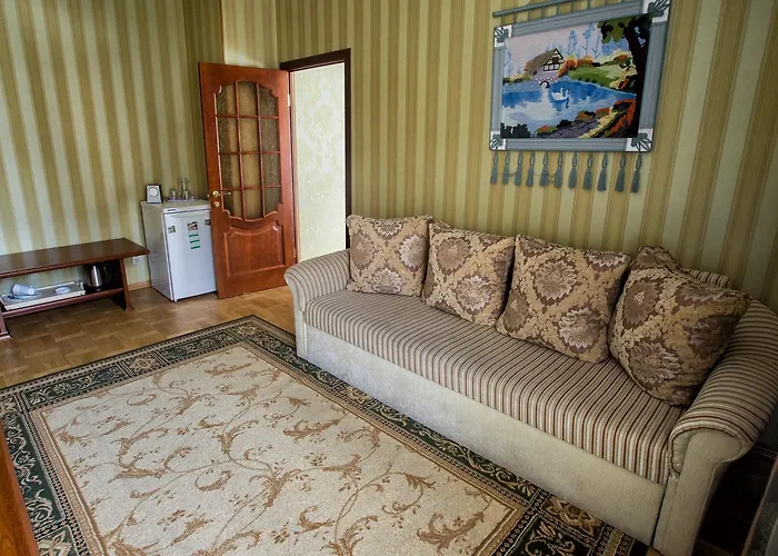 Vivat Hotel *